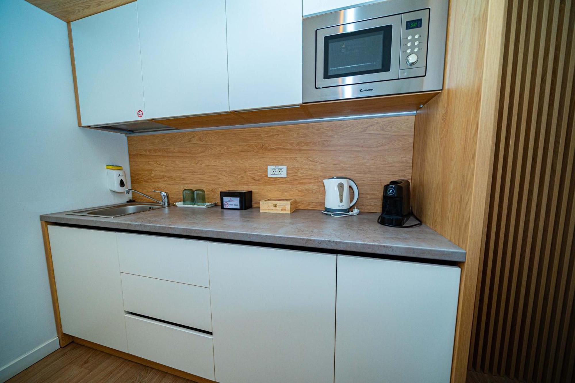 Friends Residence Apartments Timisoara Ngoại thất bức ảnh